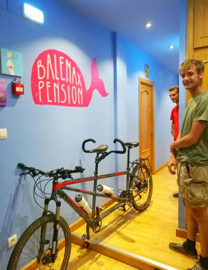 Balenax Pension Gijón Buitenkant foto