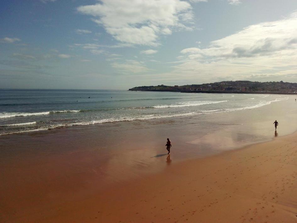 Balenax Pension Gijón Buitenkant foto